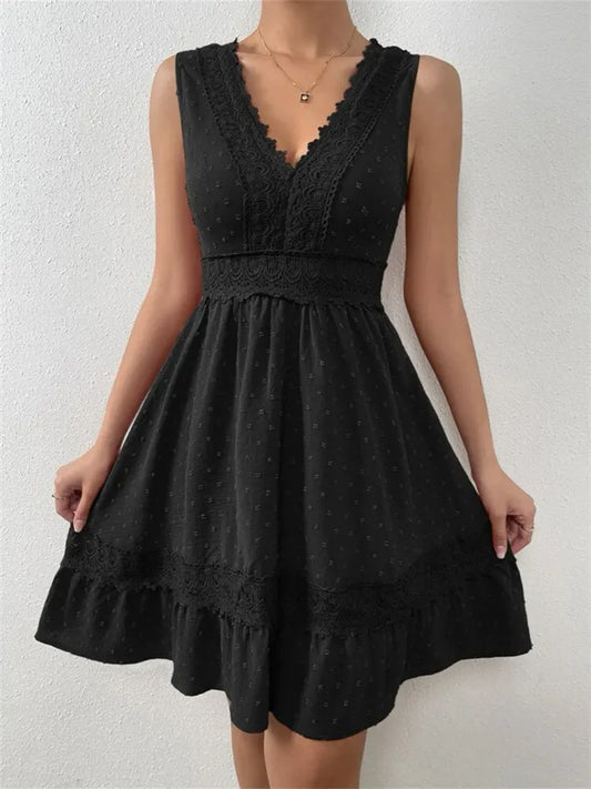 New Explosive Version of Lace Splicing Pleated V-neck Sexy Backless Solid Color Sleeveless A-line Dress Dress