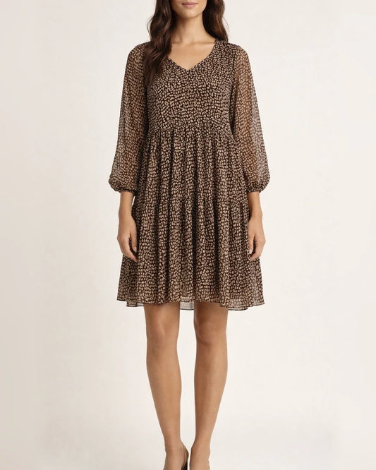 Loose Lantern Sleeve V-neck Large Hem Skirt Long Sleeve Dress | JRSEE:013a4858-a843-4bf4-a255-d654ea100f41