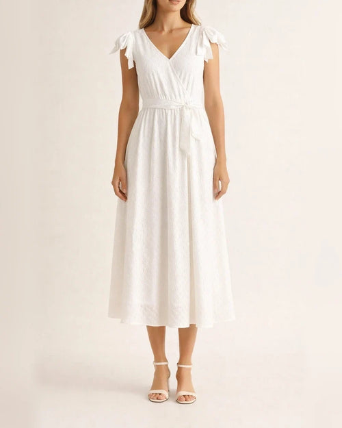 V-neck Pleated Sleeveless Belt Sundress White Dresses | JRSEE:90fac298-e6f7-4442-b185-01b4f487b762